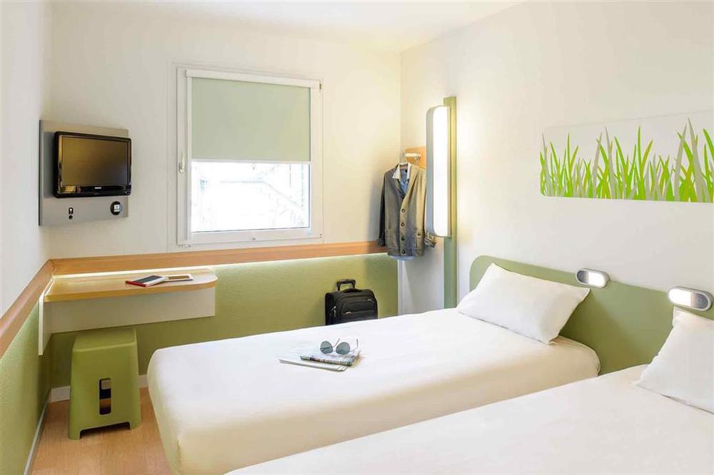 Hotel Ibis Styles Les Sables Olonne Zimmer foto