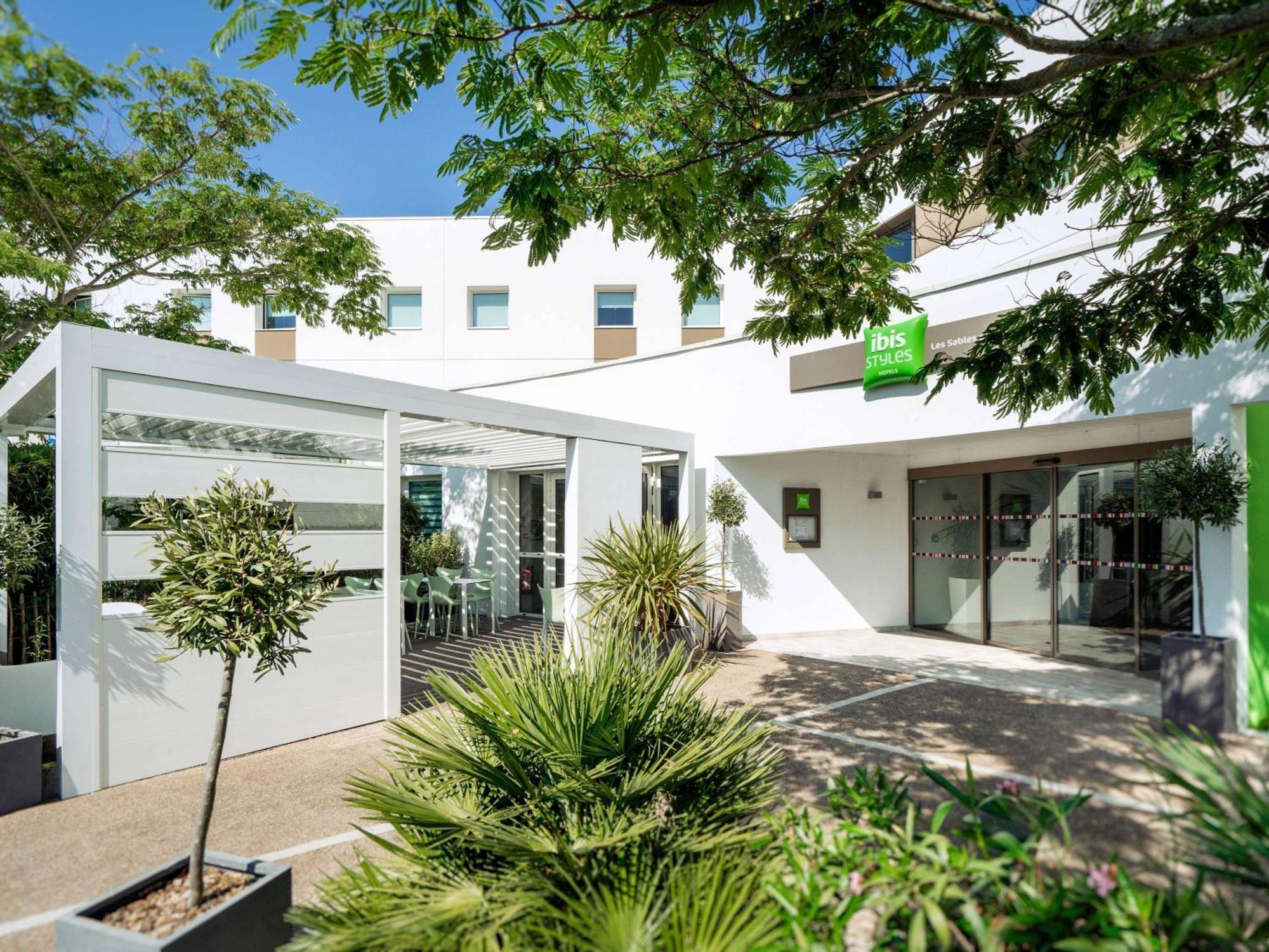 Hotel Ibis Styles Les Sables Olonne Exterior foto